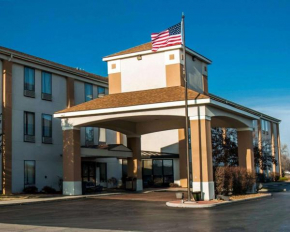 Отель Quality Inn & Suites near St Louis and I-255  Кахокия